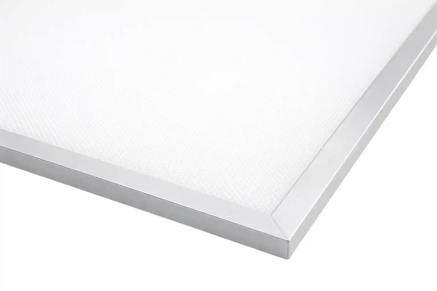 Detail PMMA optiky LED panelu SL-6030 — rovnoměrná distribuce světla UGR22, CRI >80